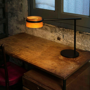 Loop Table lamp