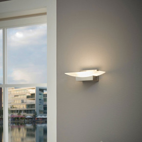 Metrass LED wall light