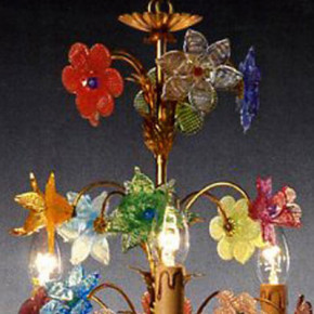 Murano chandelier avec des fleurs de verre